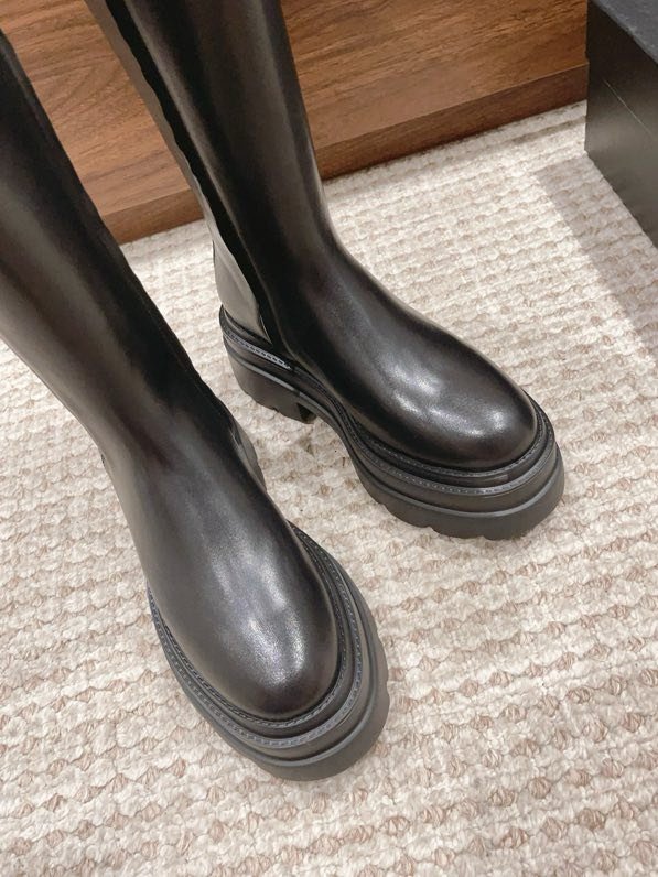 Чоботи на високою підошві фото 5