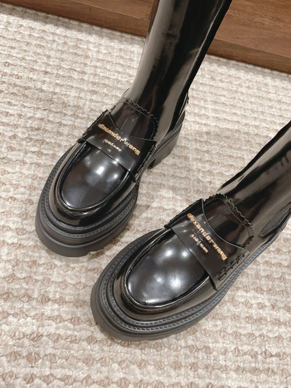 Сапоги на высокой подошве фото 7