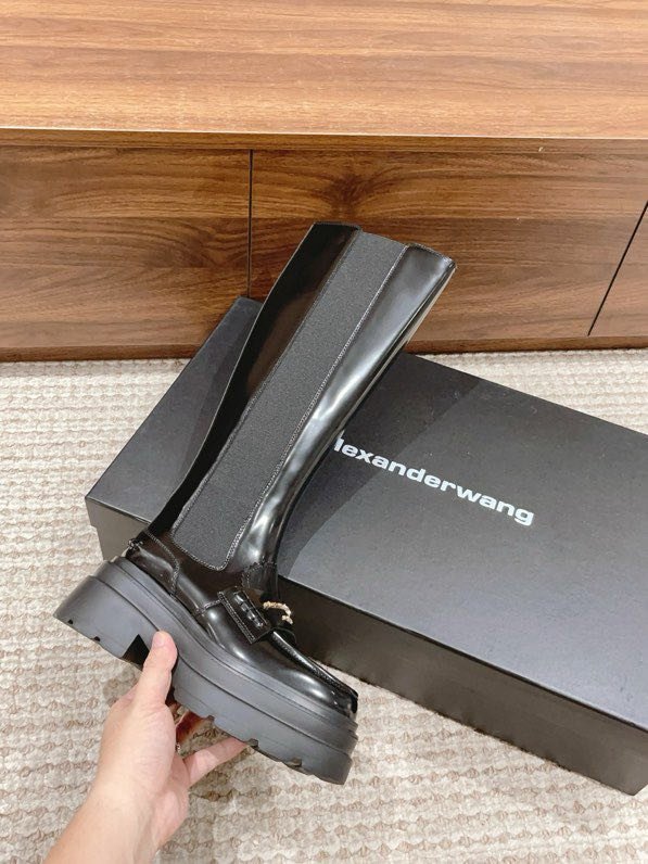 Сапоги на высокой подошве фото 8