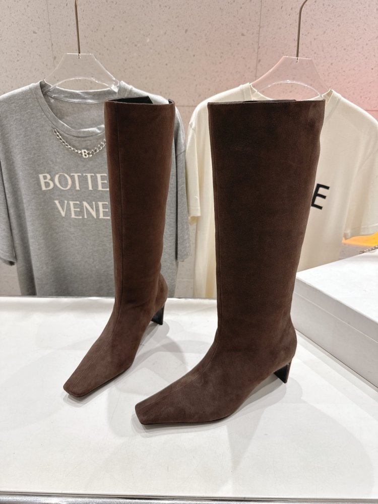 Сапоги на высоком каблуке фото 3