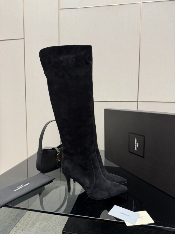 Чоботи на високому підборах фото 7