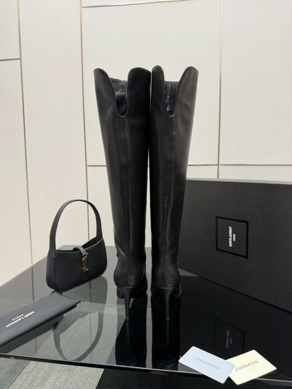 Чоботи на високому підборах фото 7