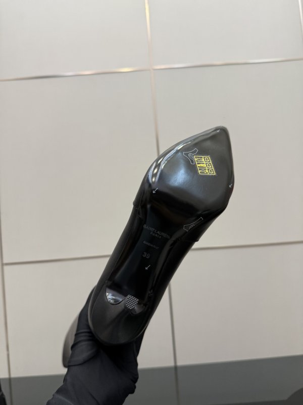 Чоботи на високому підборах фото 9