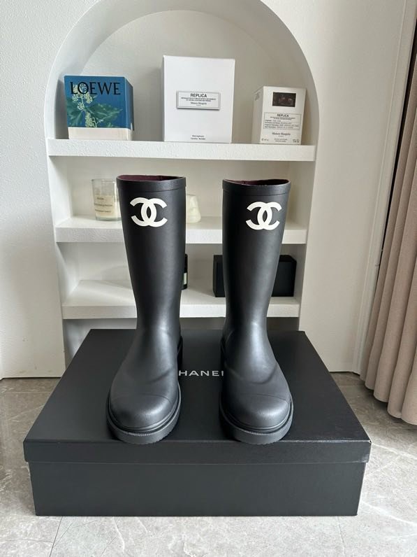 Boots rubber women's