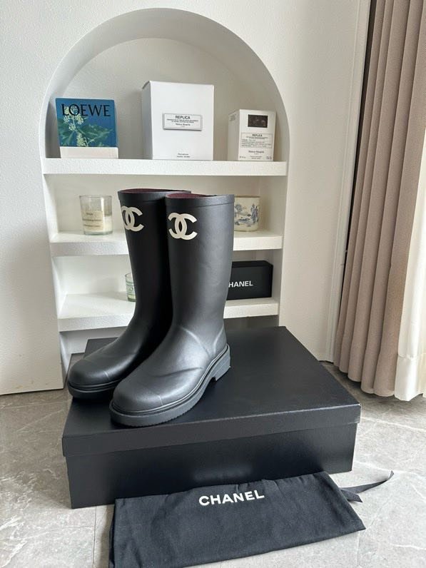 Boots rubber women's фото 8