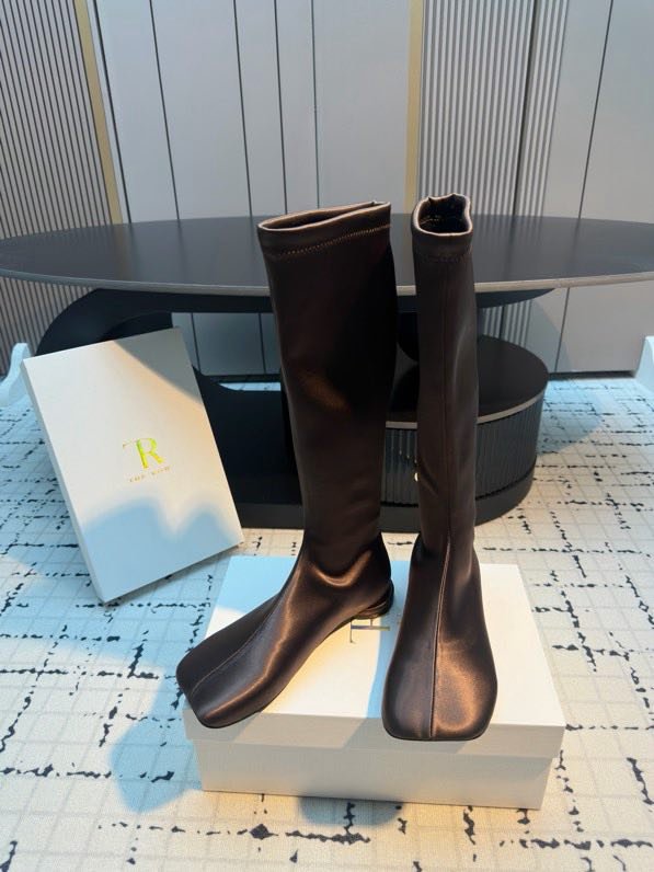 Сапоги с эластичным голенищем