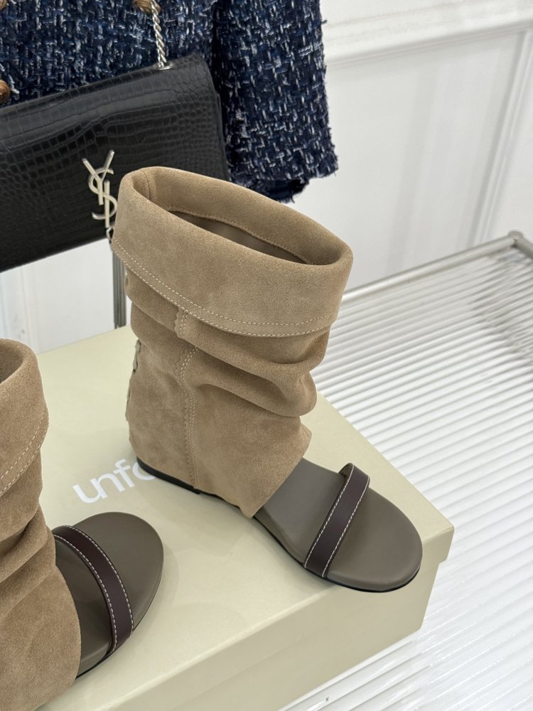 Чоботи з відкритим носом фото 3