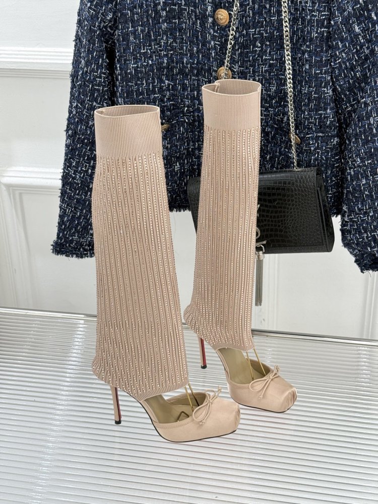 Сапоги с открытым носом фото 3