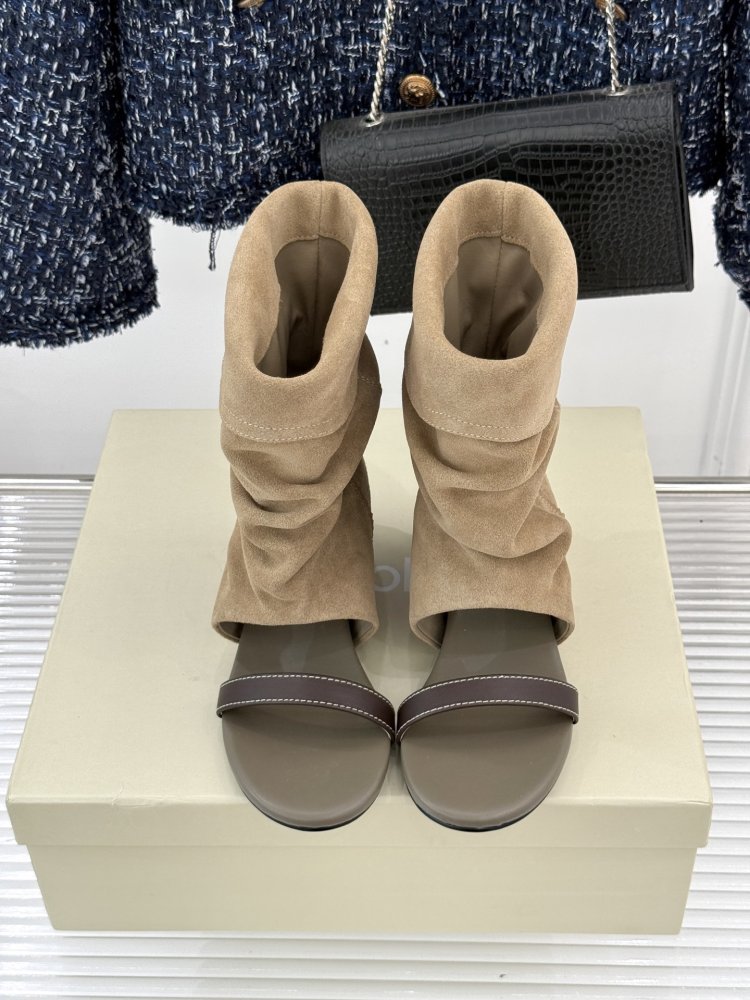 Чоботи з відкритим носом фото 4