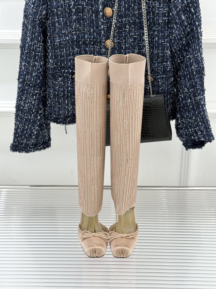 Сапоги с открытым носом фото 4