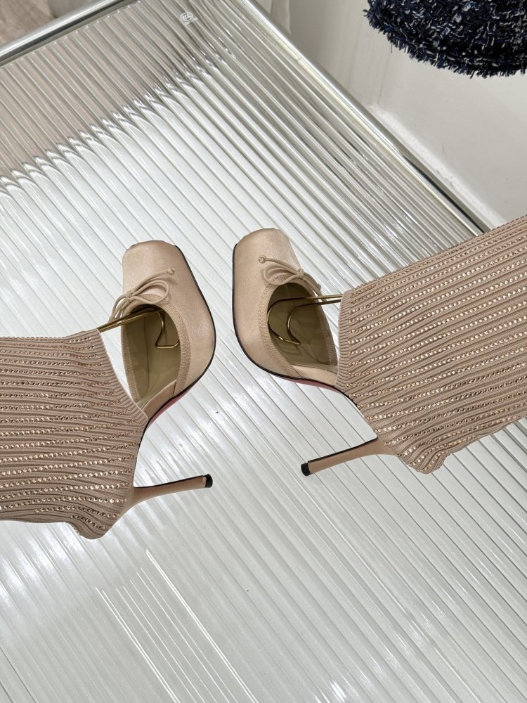 Сапоги с открытым носом фото 8