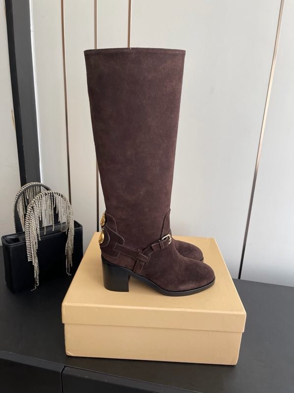 Сапоги высокие кожаные женские