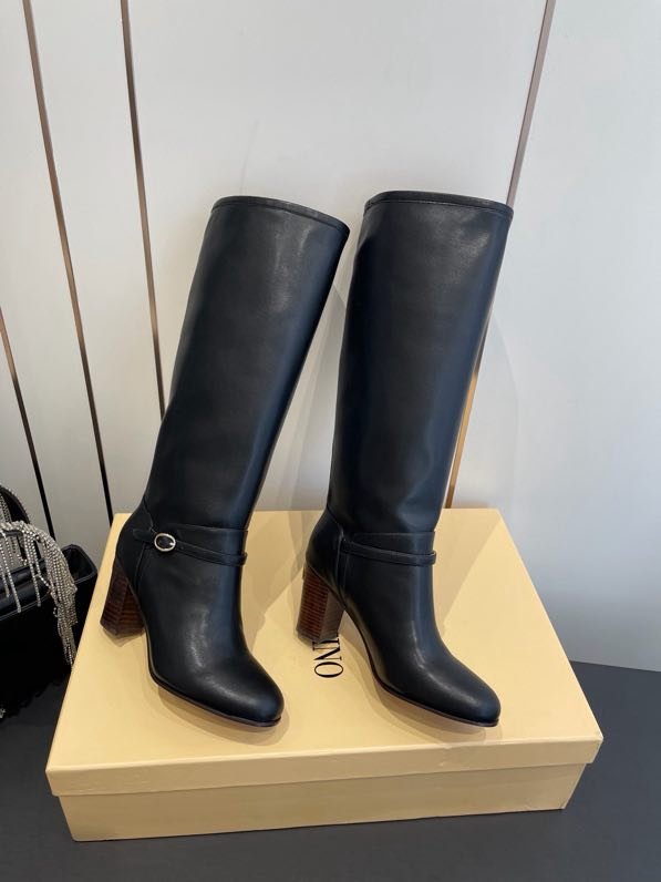 Сапоги высокие кожаные женские фото 5