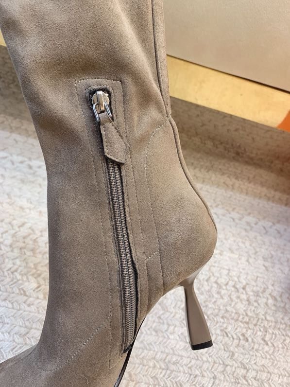 Сапоги замшевые на высоком каблуке фото 8