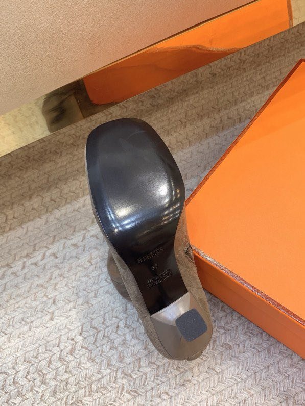 Сапоги замшевые на высоком каблуке фото 9