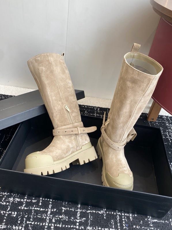 Сапоги замшевые женские с мини сумкой фото 2