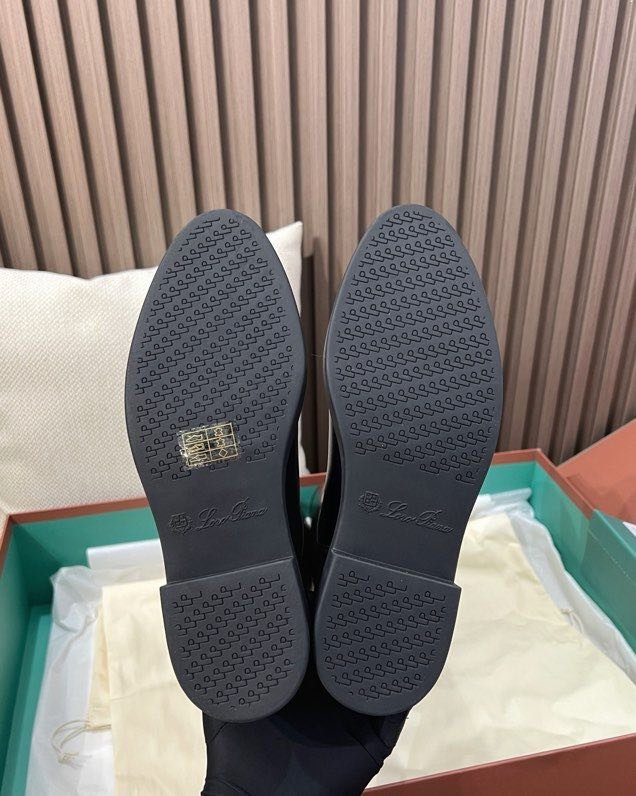 Чоботи замшеві жіночі фото 11