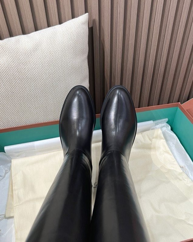 Чоботи замшеві жіночі фото 14