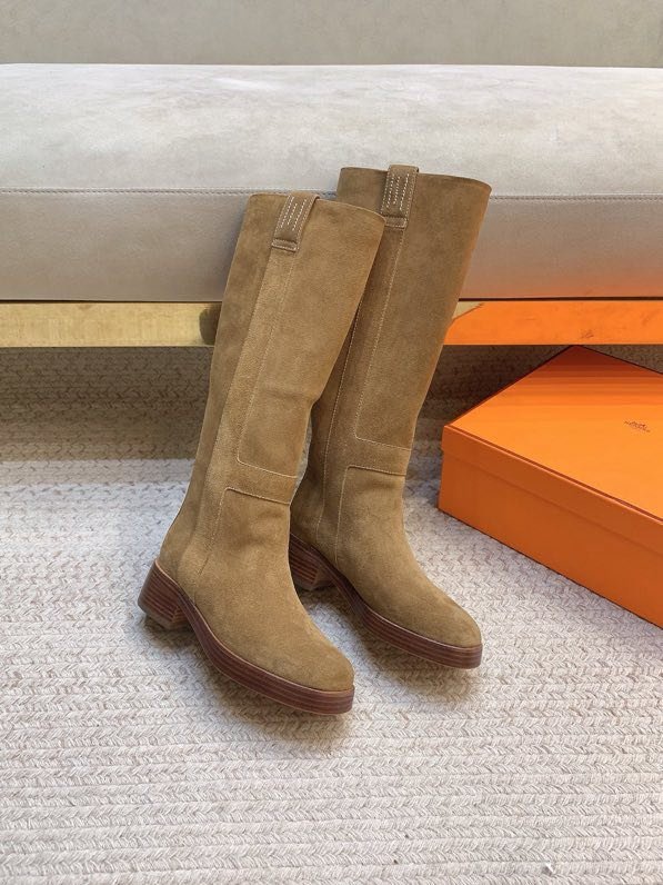 Чоботи замшеві жіночі