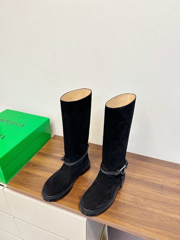 Чоботи замшеві жіночі фото 6