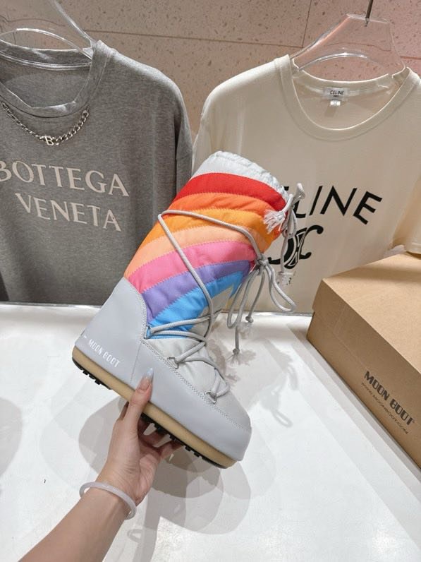 Boots femininely winter фото 4