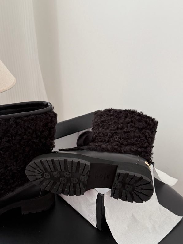 Boots women's Chanel 25K фото 6