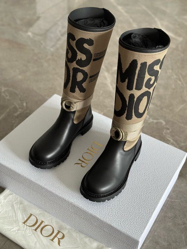 Boots women's D-Major