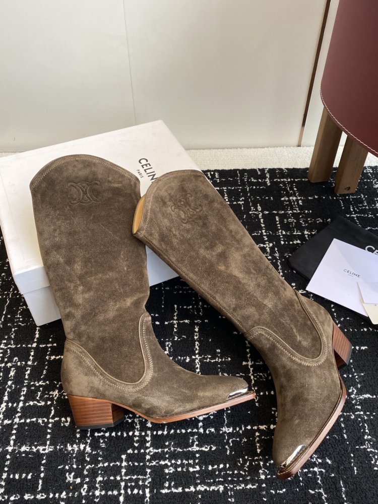 Сапоги женские кожаные на массивном каблуке с острым носком фото 4