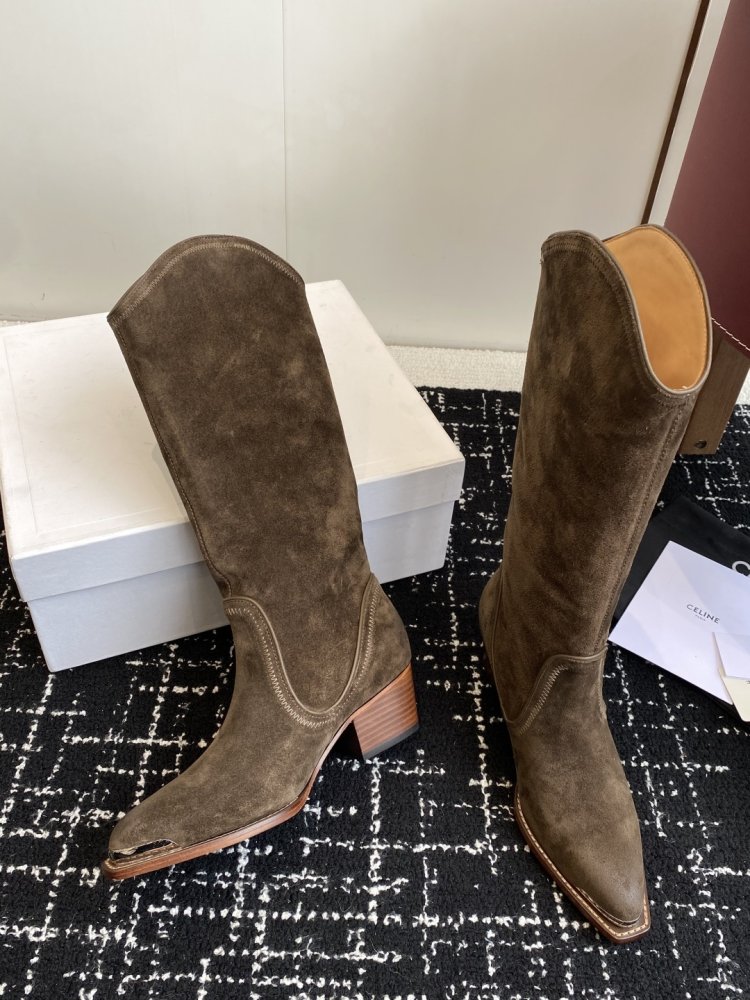 Сапоги женские кожаные на массивном каблуке с острым носком фото 6