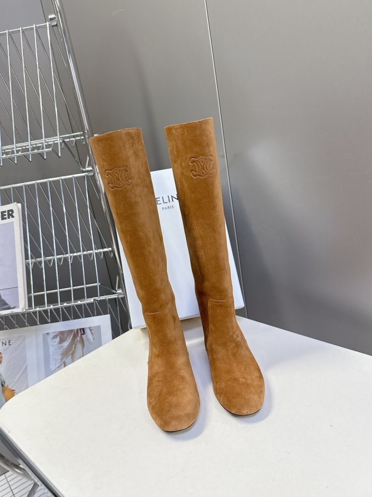 Чоботи жіночі шкіряні фото 2