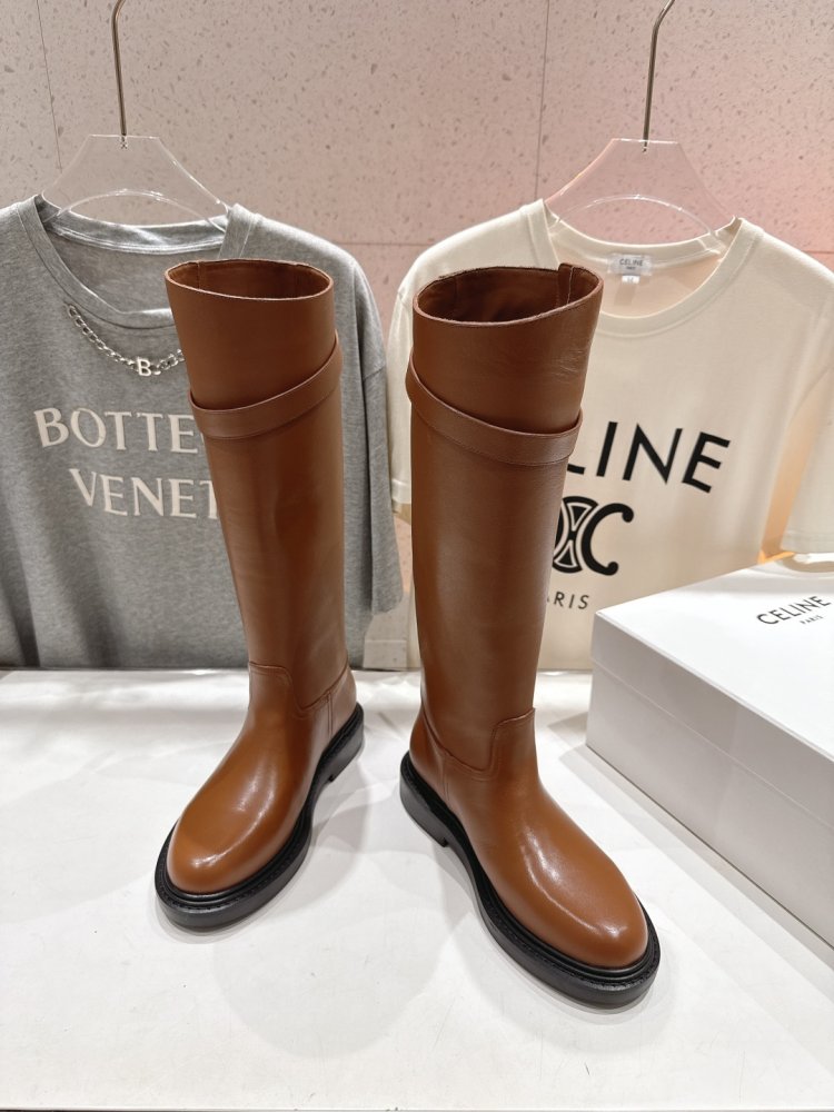 Чоботи жіночі шкіряні фото 2