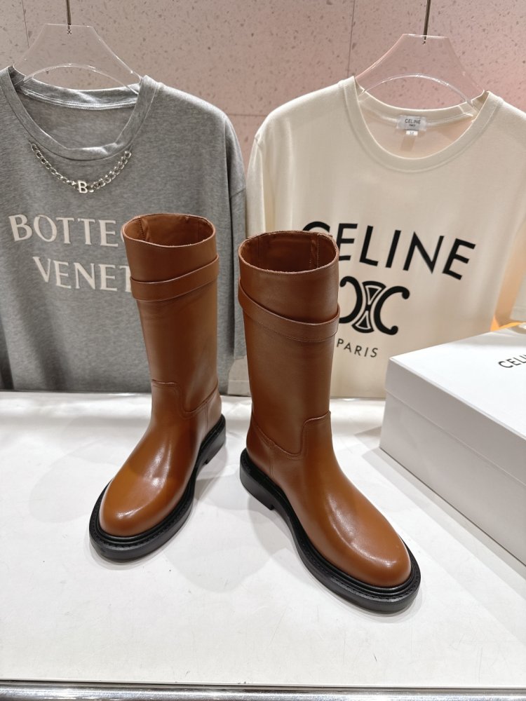 Чоботи жіночі шкіряні фото 2