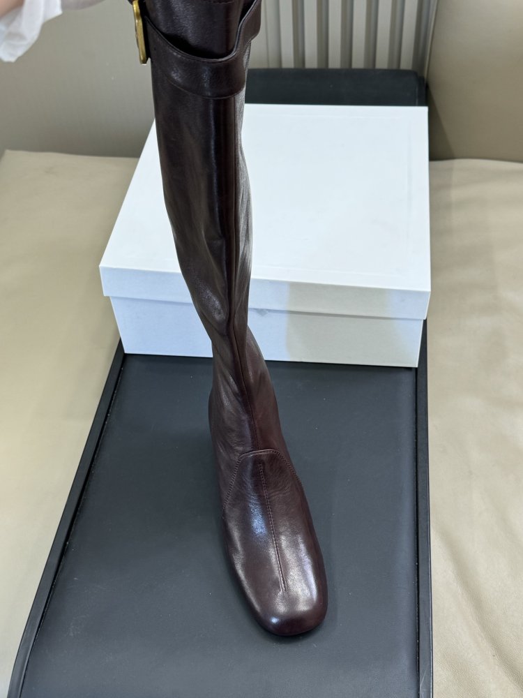 Чоботи жіночі шкіряні фото 2