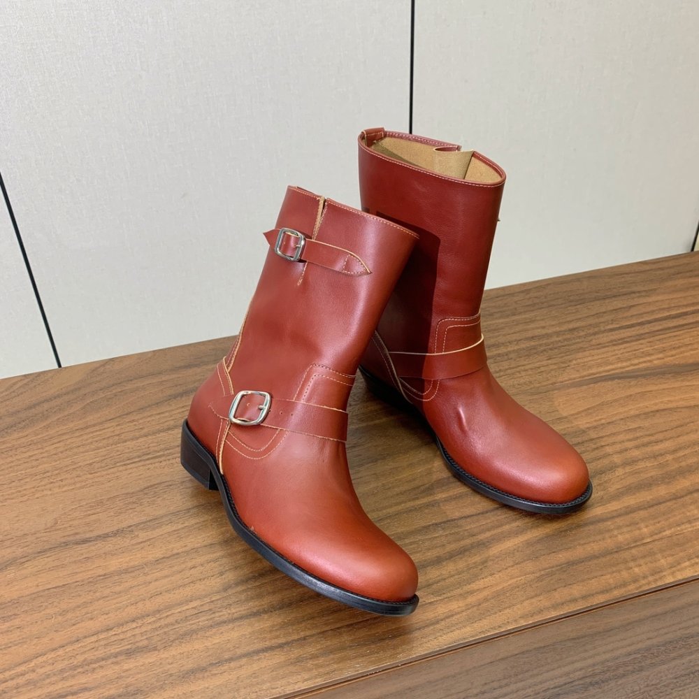 Boots women's leather фото 2