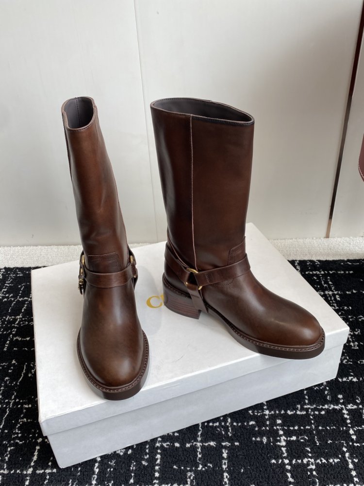 Сапоги женские кожаные фото 3