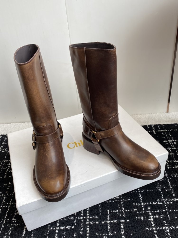 Сапоги женские кожаные фото 3