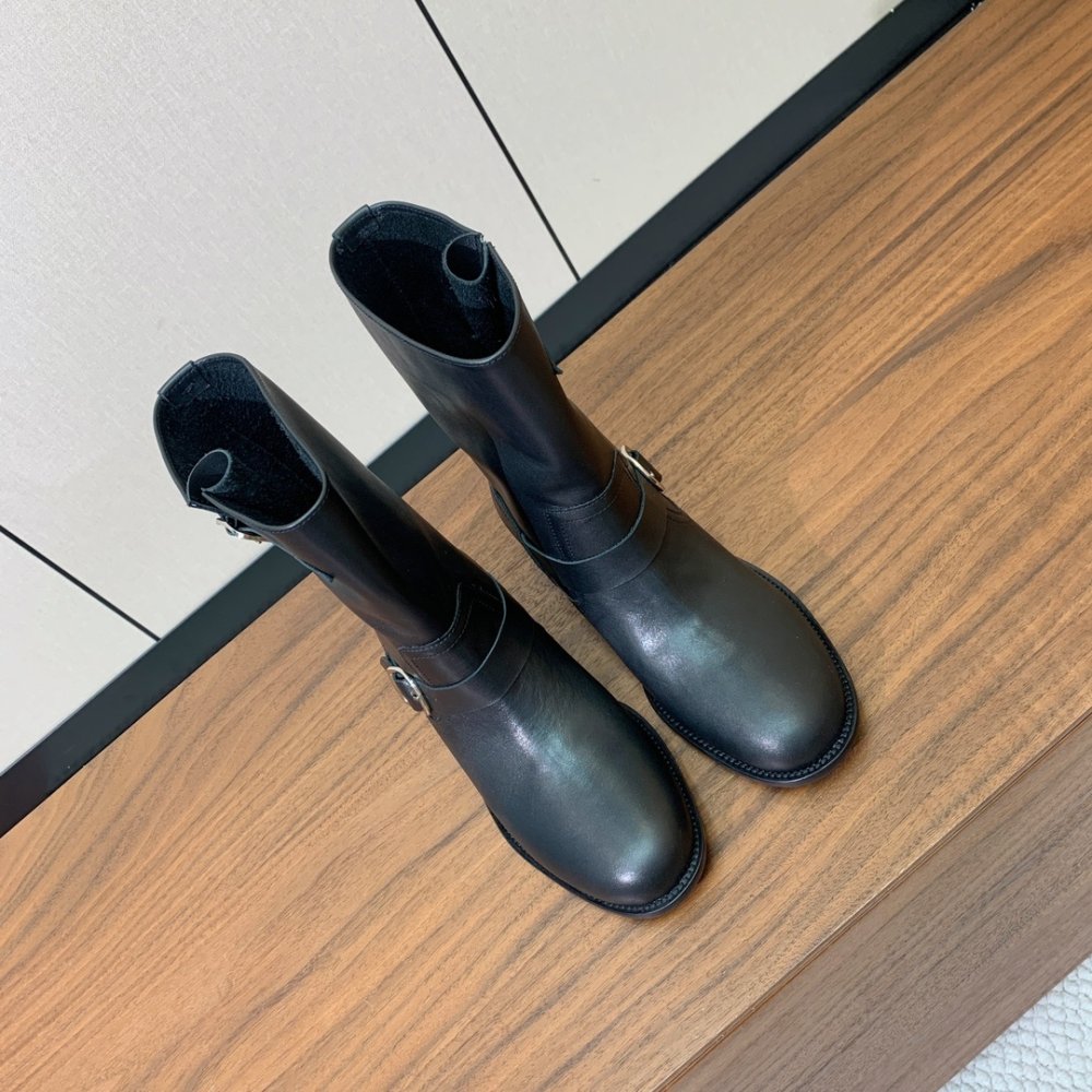 Сапоги женские кожаные фото 3