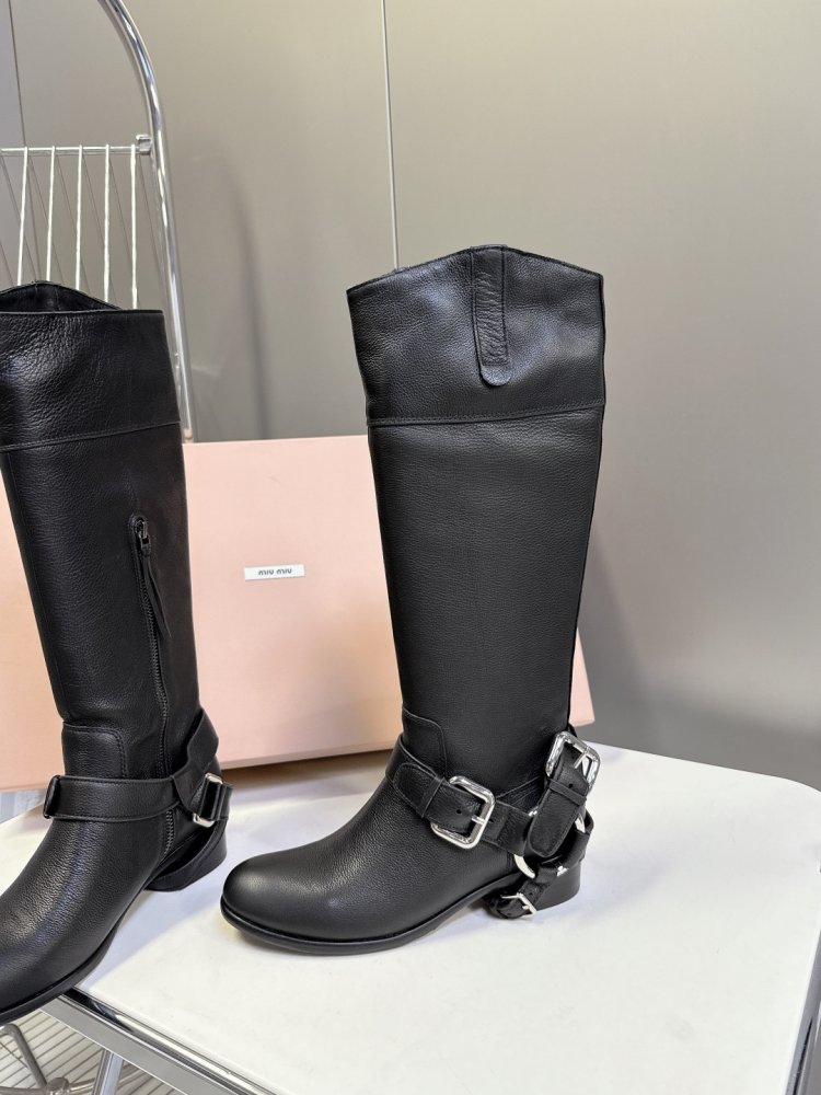 Boots women's leather фото 4