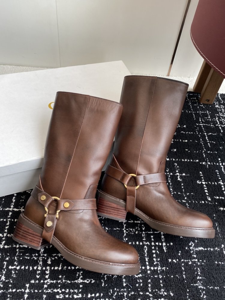 Сапоги женские кожаные фото 4