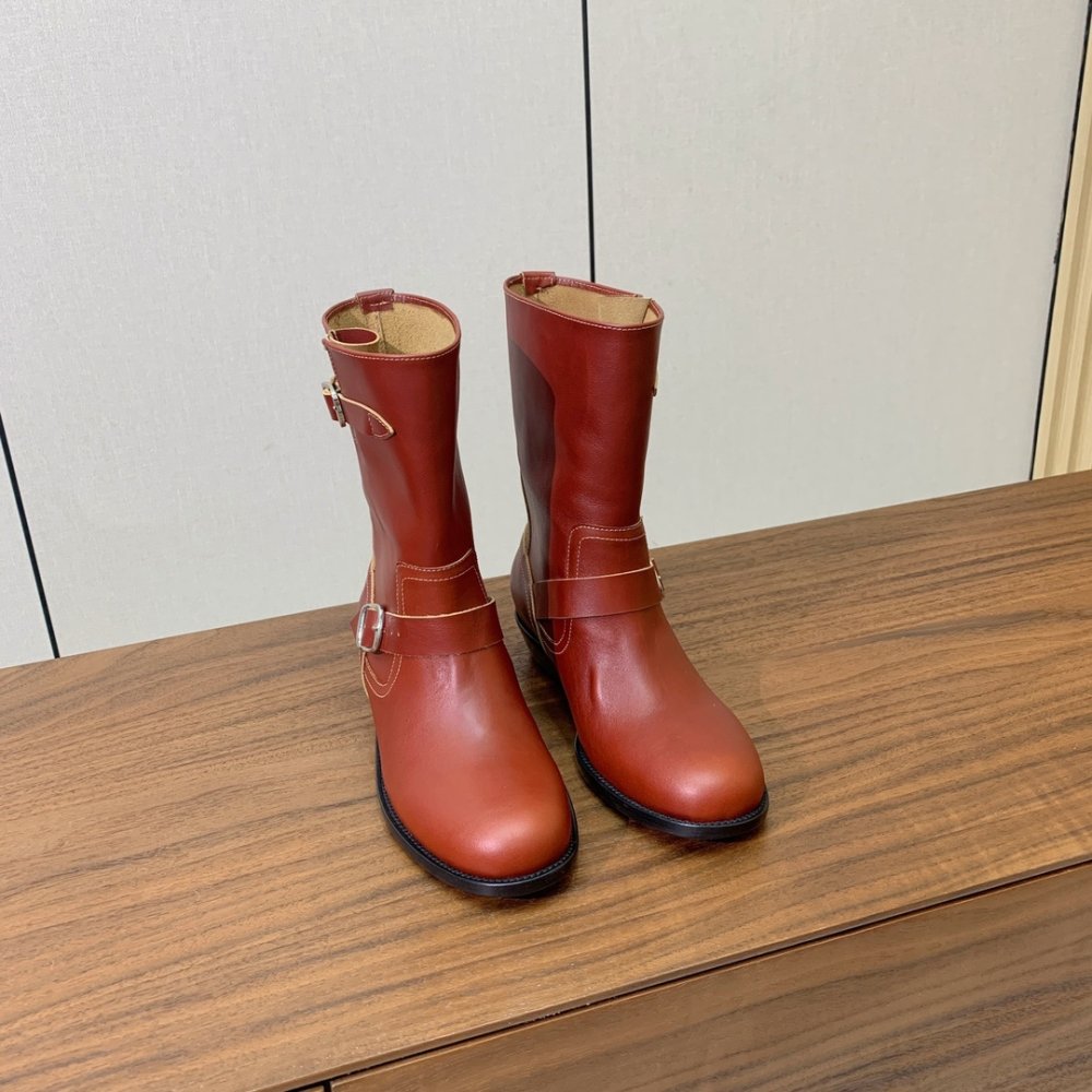 Boots women's leather фото 5