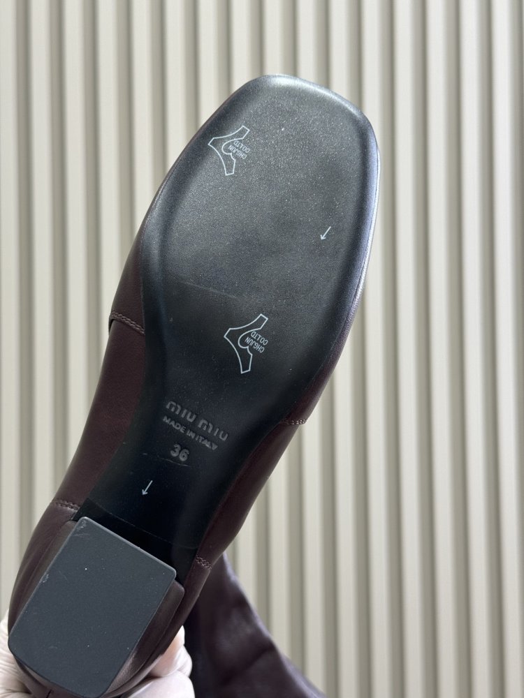 Чоботи жіночі шкіряні фото 6