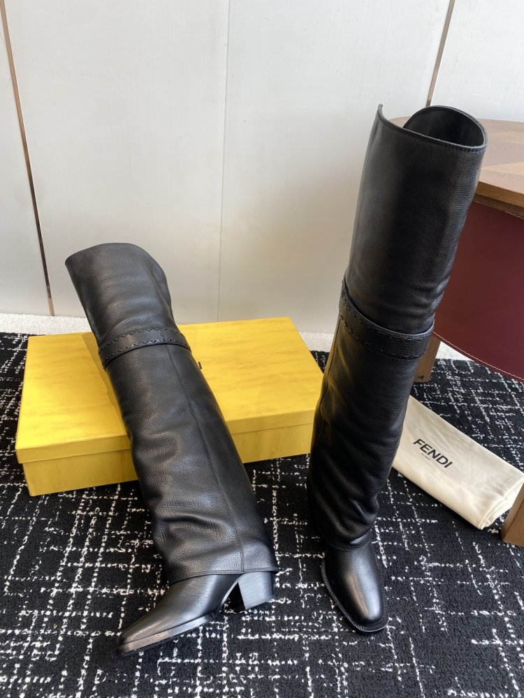 Сапоги женские кожаные фото 6