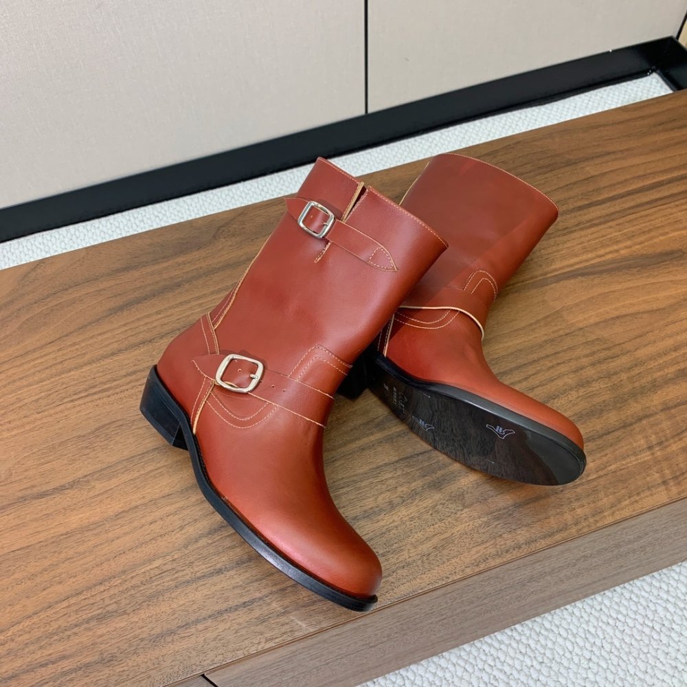 Boots women's leather фото 6