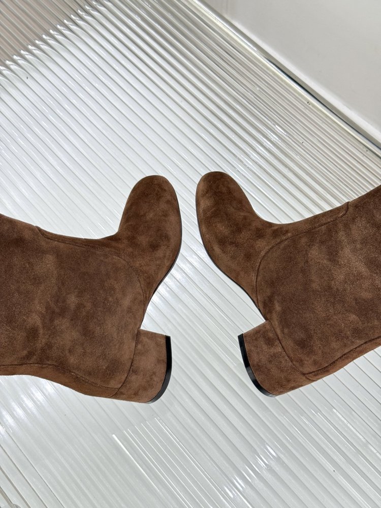 Чоботи жіночі шкіряні фото 8