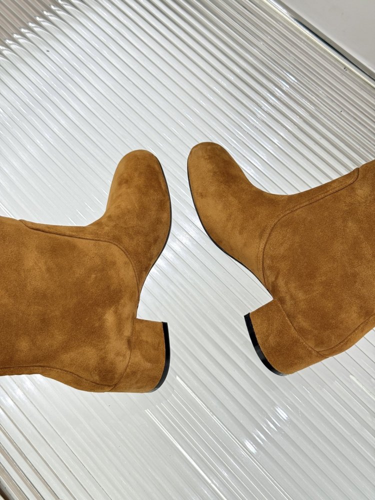 Чоботи жіночі шкіряні фото 8