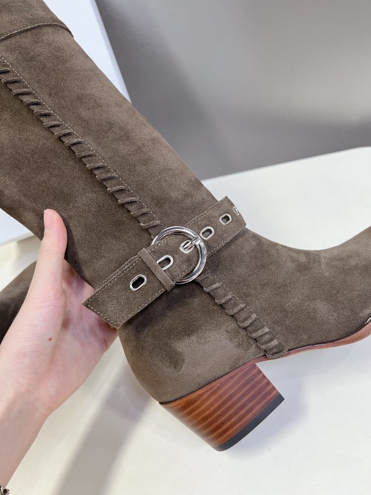 Boots women's leather фото 8