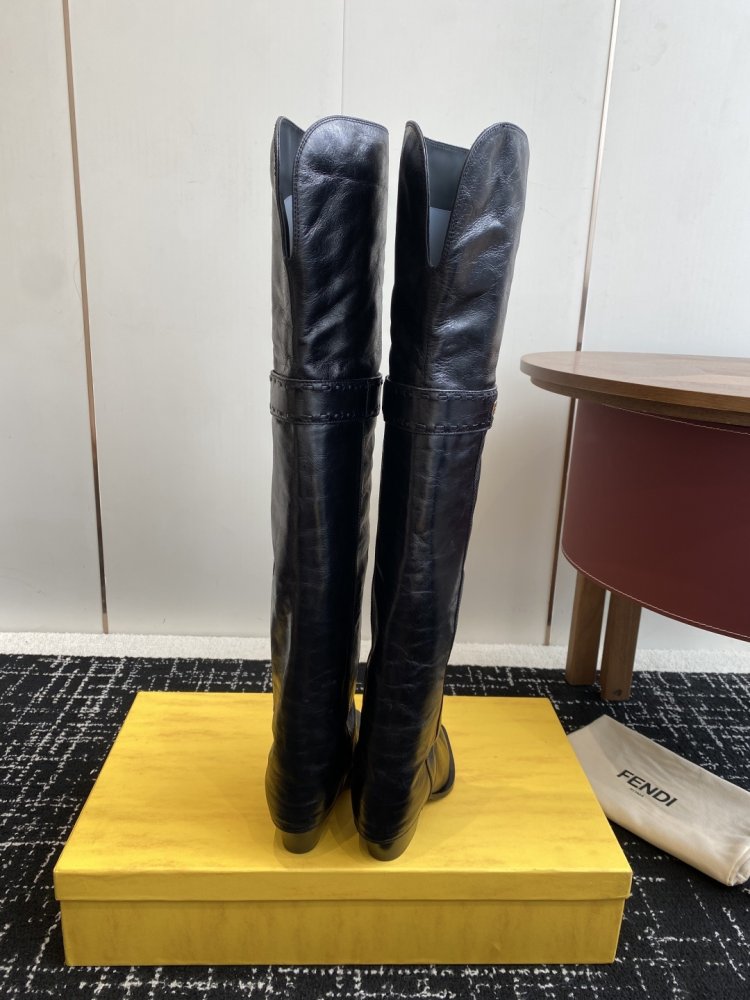 Сапоги женские кожаные фото 8