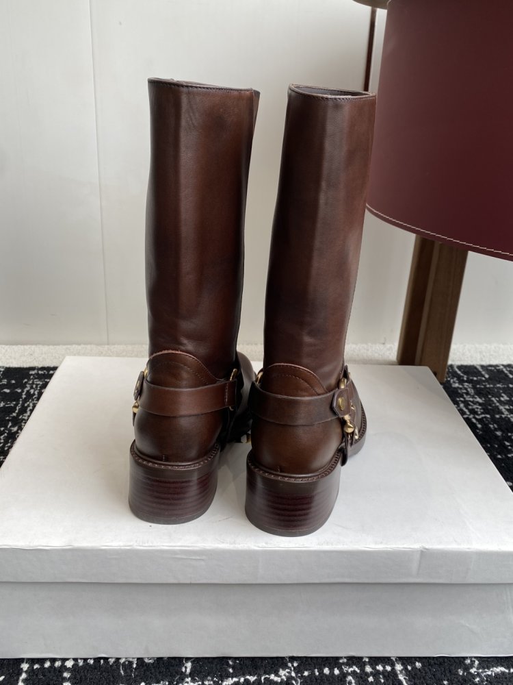 Сапоги женские кожаные фото 8