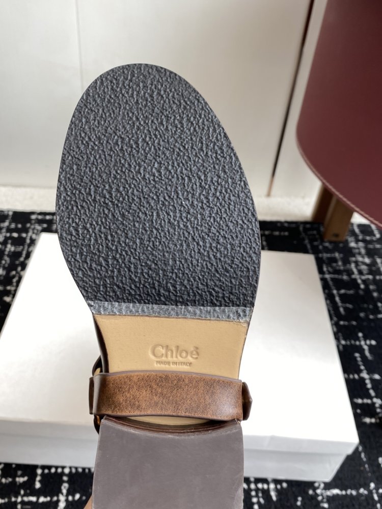 Сапоги женские кожаные фото 9