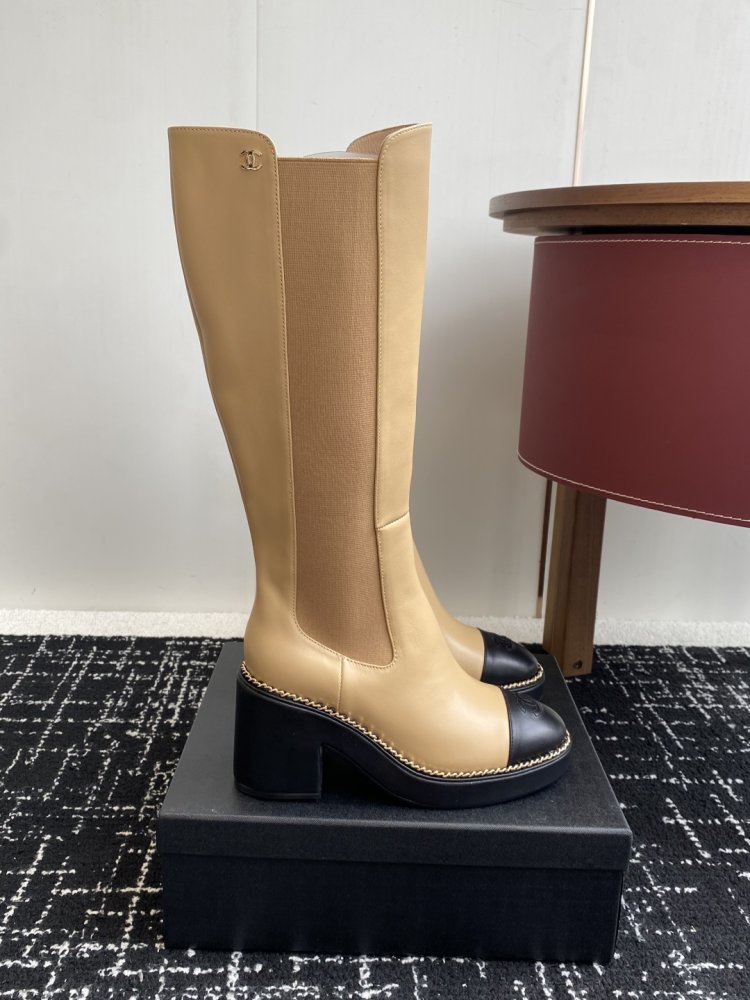 Чоботи жіночі на блочном підборах